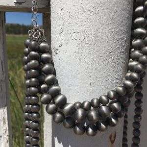 Layered silver pearl necklace